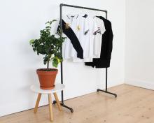 Simple Racks Newark fritst�ende t�jstativ - 108 x 50 CM