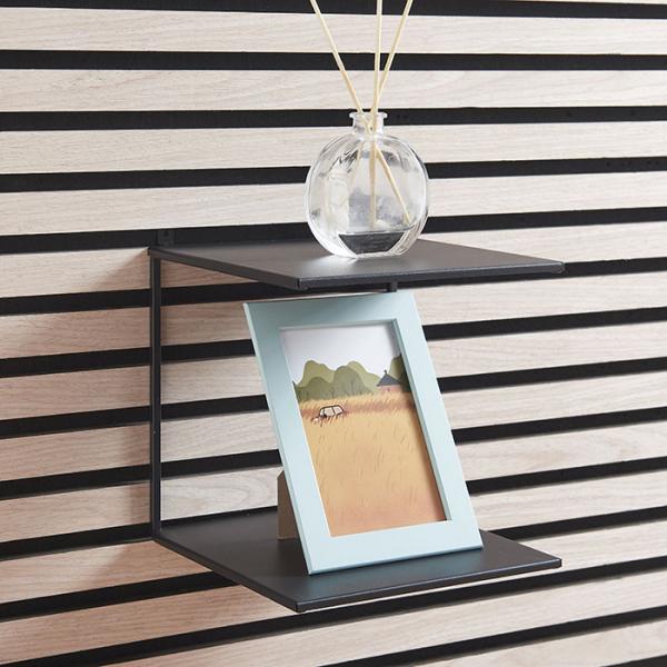 Sort dobbelt hylde til akustikpaneler - Vandret/lodret Sort dobbelt hylde til akustikpaneler - Vandret/lodret