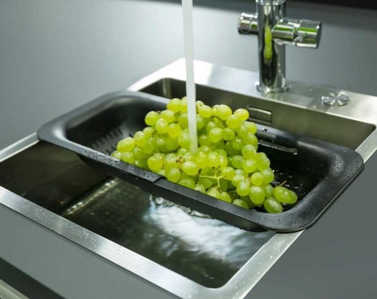 Wenko Sivo køkkensi - Sort Wenko Sivo køkkensi - Sort