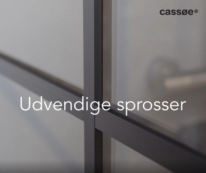 Cass&oslash;e New York niched&oslash;r m/sprosser- 92-95 cm - Sort