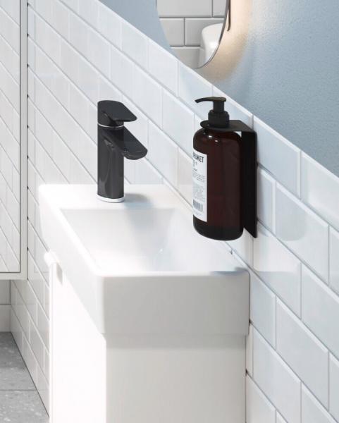 Gustavsberg sæbepumpeholder til væg - Mat sort Gustavsberg sæbepumpeholder til væg - Mat sort