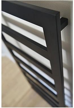 Kriss Sigma h&aring;ndkl&aelig;det&oslash;rrer - 60x132 cm - Mat sort