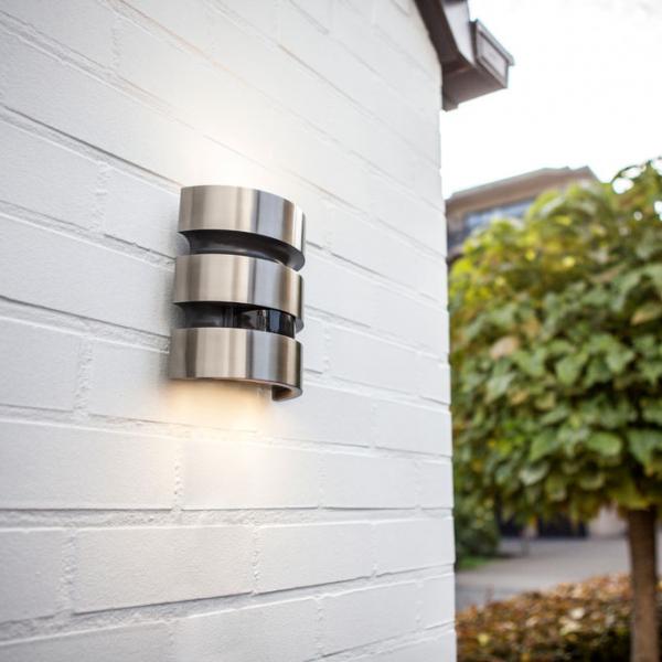 Lutec Architectural Maya udendørslampe til væg m/PIR-sensor - Rustfrit stål Lutec Architectural Maya udendørslampe til væg m/PIR-sensor - Rustfrit stål