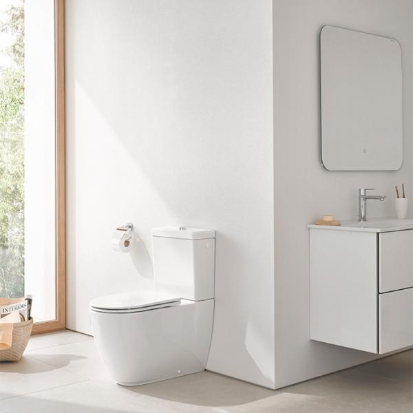 Grohe Essence Back-to-Wall toilet inkl. cisterne og toiletsæde m/PureGuard Grohe Essence Back-to-Wall toilet inkl. cisterne og toiletsæde m/PureGuard
