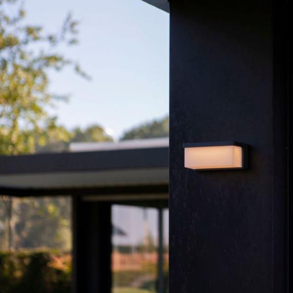 Lutec Solar Zelna udendørslampe til væg - Mørkegrå Lutec Solar Zelna udendørslampe til væg - Mørkegrå